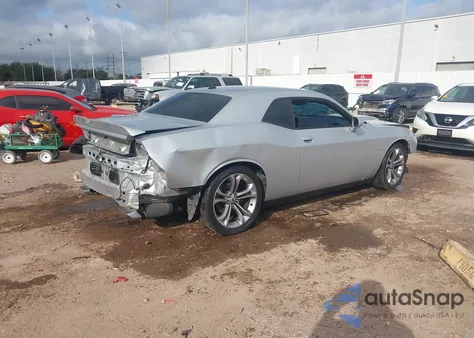 2021 Dodge Challenger R/T z USA, uszkodzony, nr VIN 2C3CDZBT6MH542349